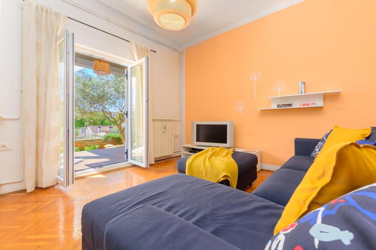 Apartment Macan, Beautiful Green Oasis Pula Exteriör bild